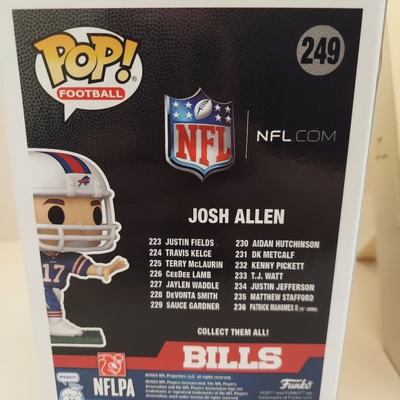 Buffalo Bills Josh Allen #249 Funko pop with standing ovation trading card - Picture 6 of 7